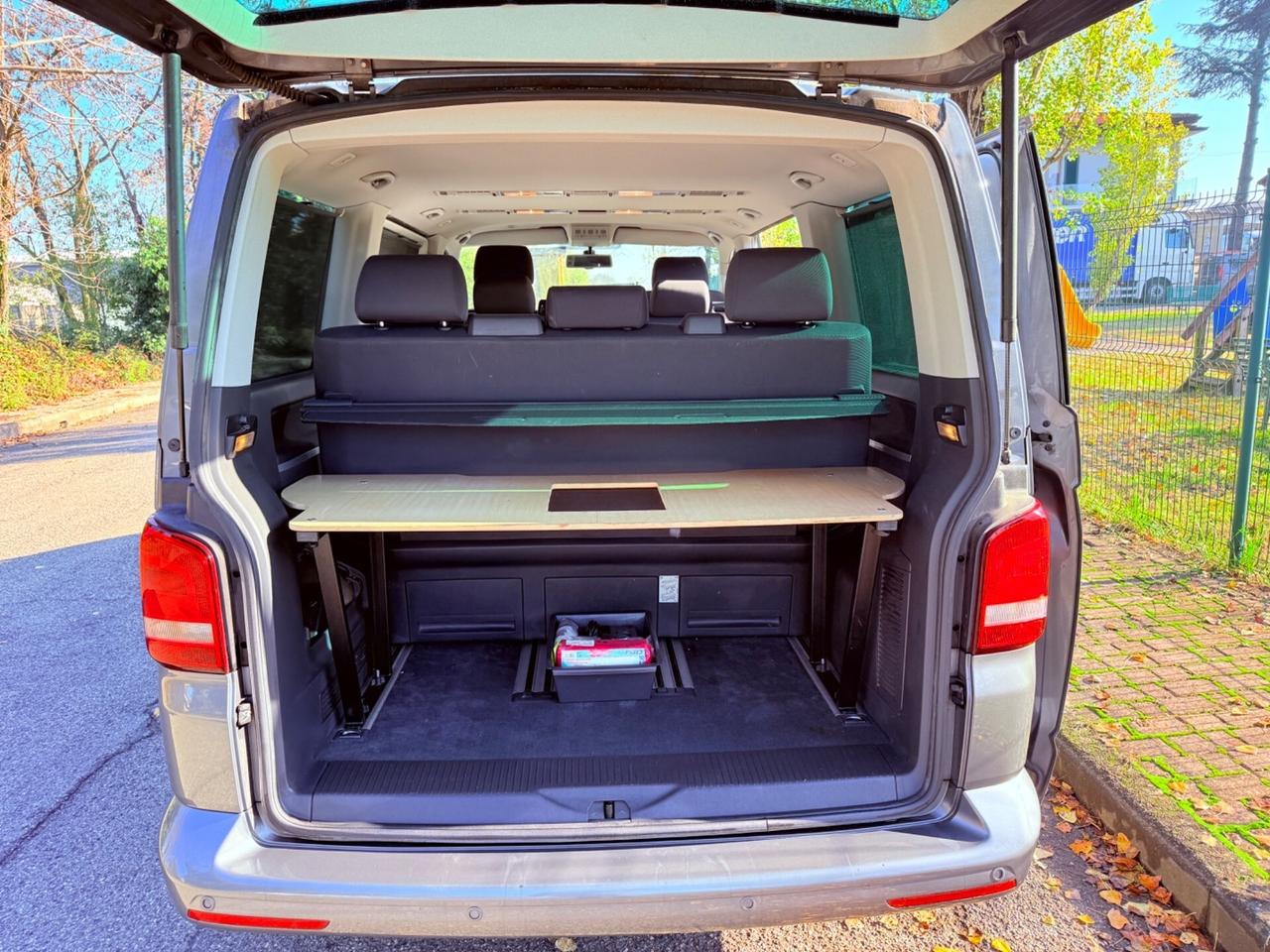 VW Multivan-PARI AL NUOVO 160km 7 POSTI-OK PERMUTE