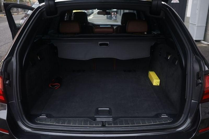 BMW Serie 5 520d Touring Futura DVD TV POSTERIORI Unicoproprietario