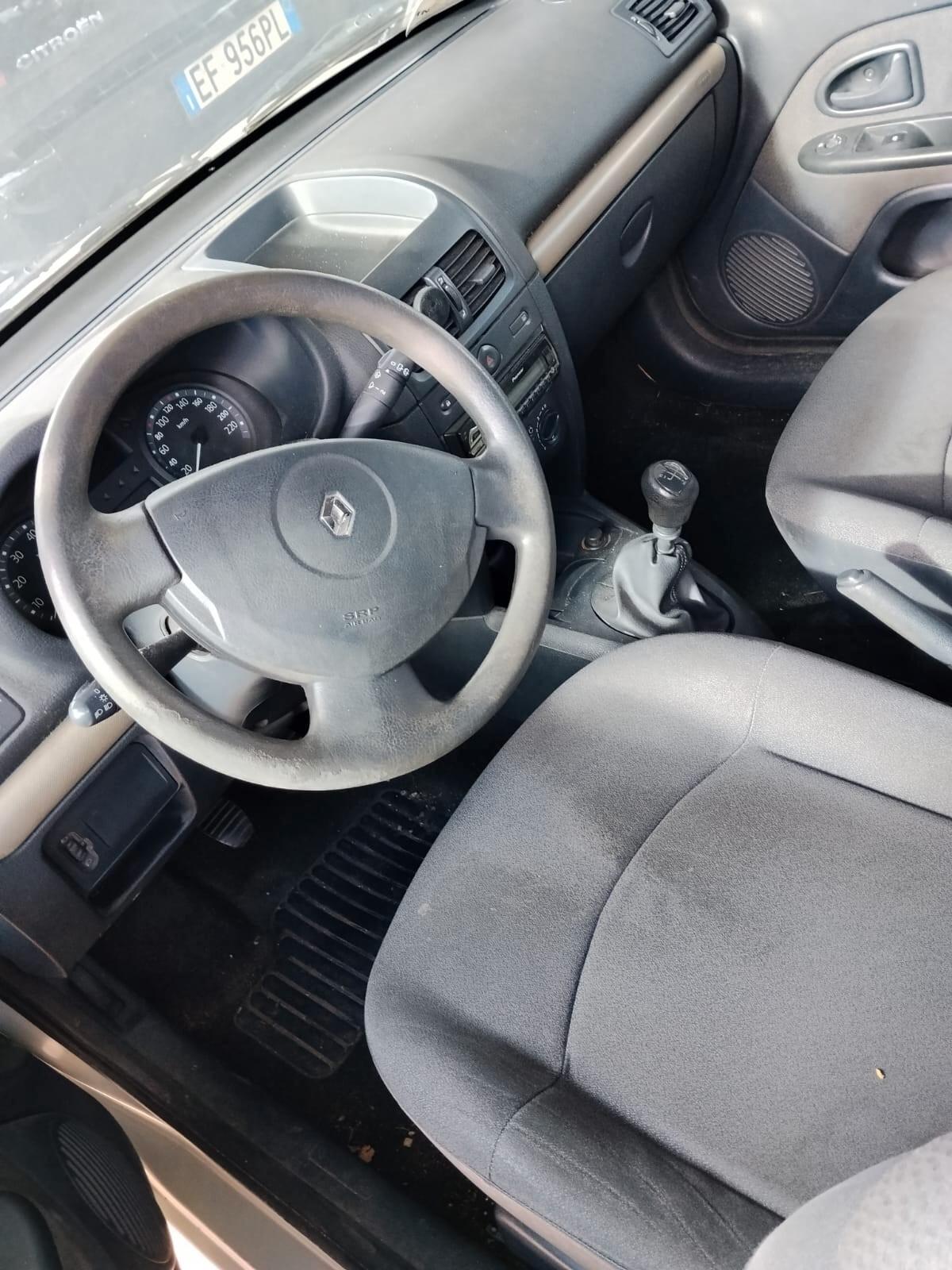 Renault Clio 1.2 cat 3 porte Confort Authentique