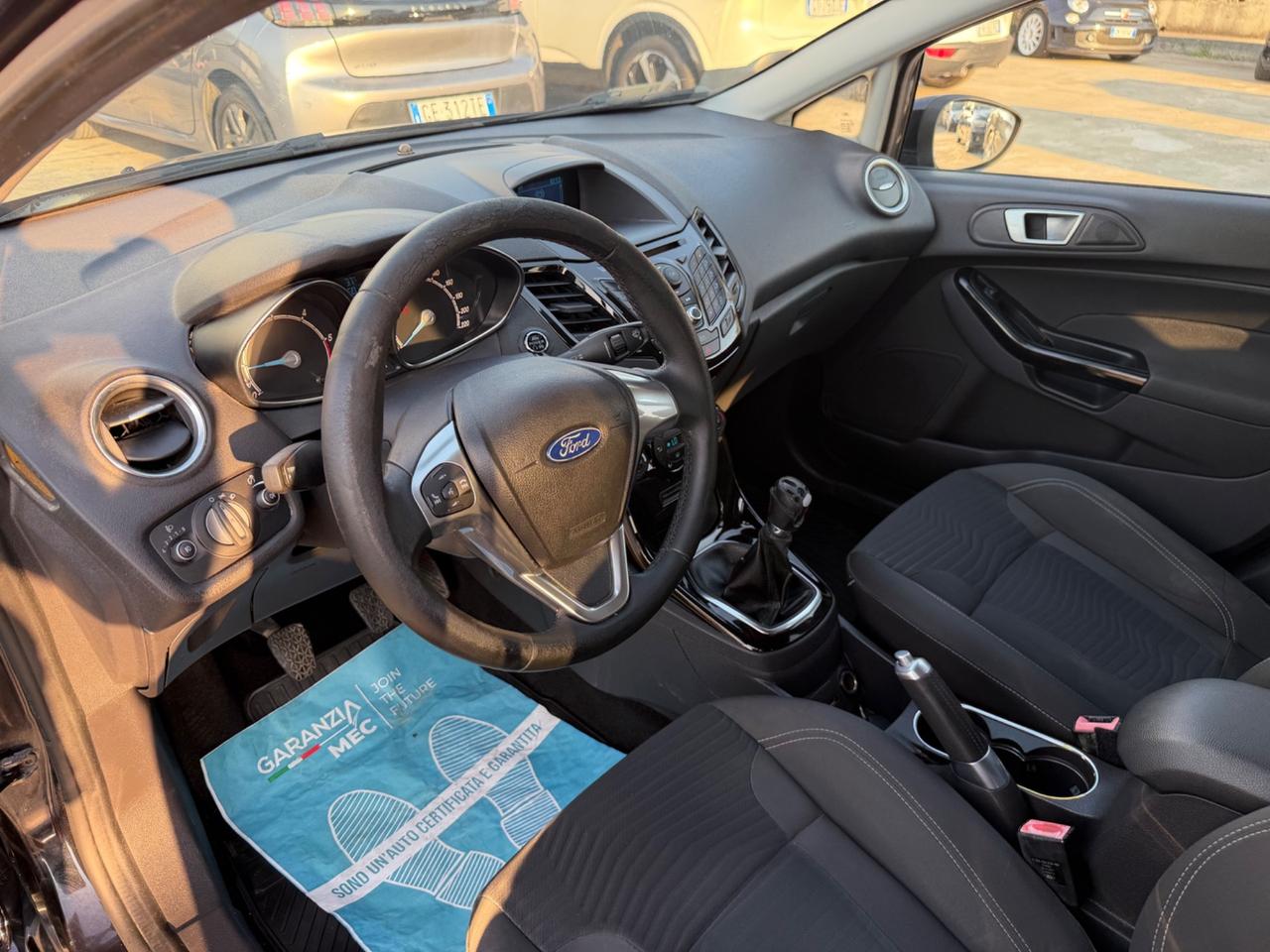 Ford Fiesta 1.5 TDCi 75CV 5 porte Titanium