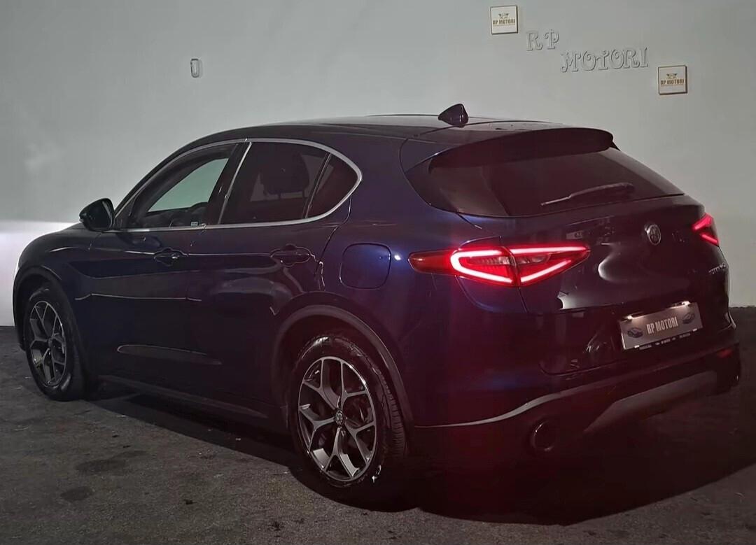 Alfa Romeo Stelvio 2.2 Turbodiesel 190 CV AT8 Q4 Sprint
