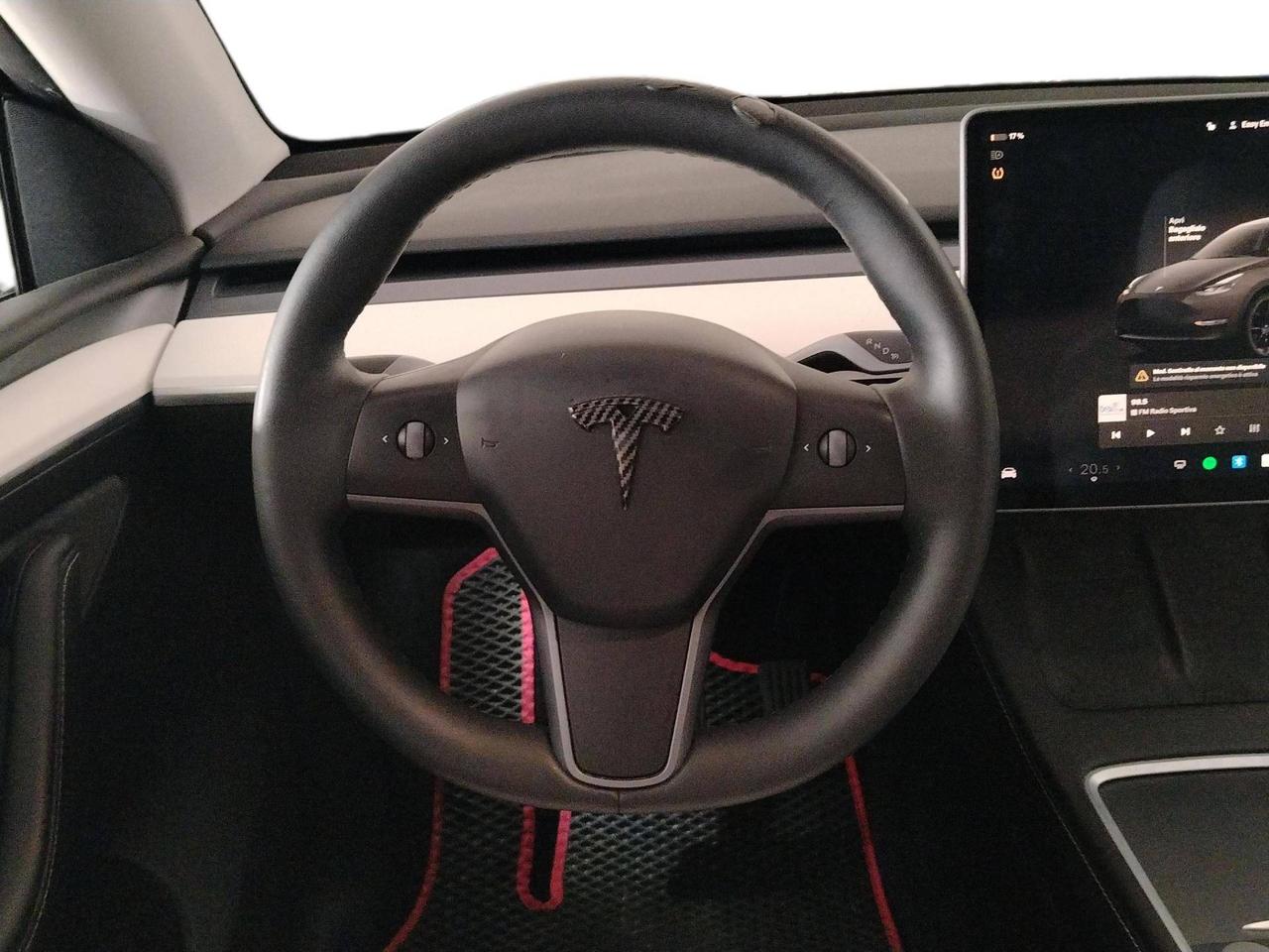 Tesla Model Y Long Range Dual Motor awd