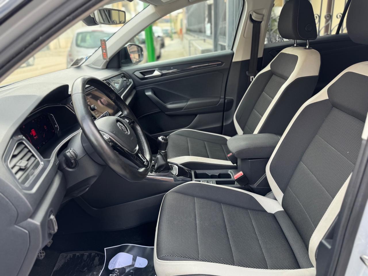 Volkswagen T-Roc 1.6 TDI SCR Advanced BlueMotion Technology