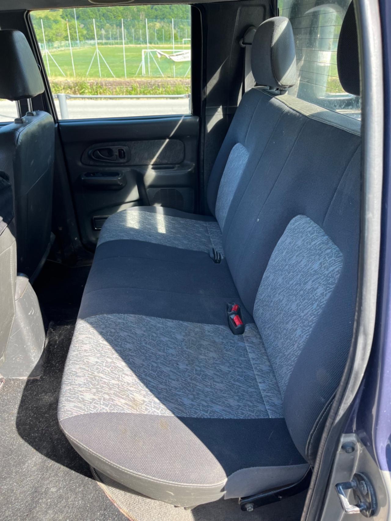 Mitsubishi L200 2.5 TDI 4WD Double Cab Pup. GLS Air