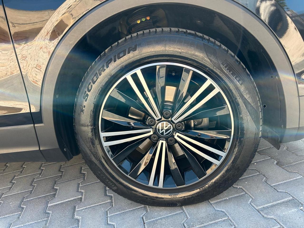 Volkswagen Tiguan 2.0 TDI 150 CV SCR DSG Elegance