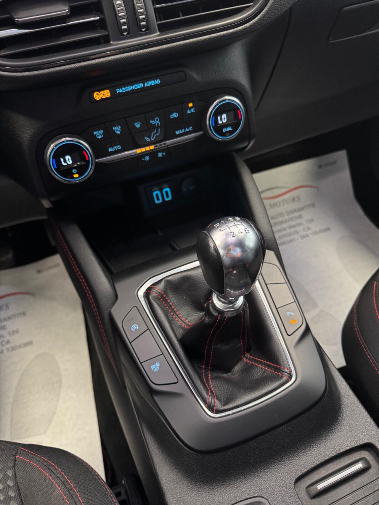 Ford Kuga 1.5 TDCi 120 CV 2WD ST-Line