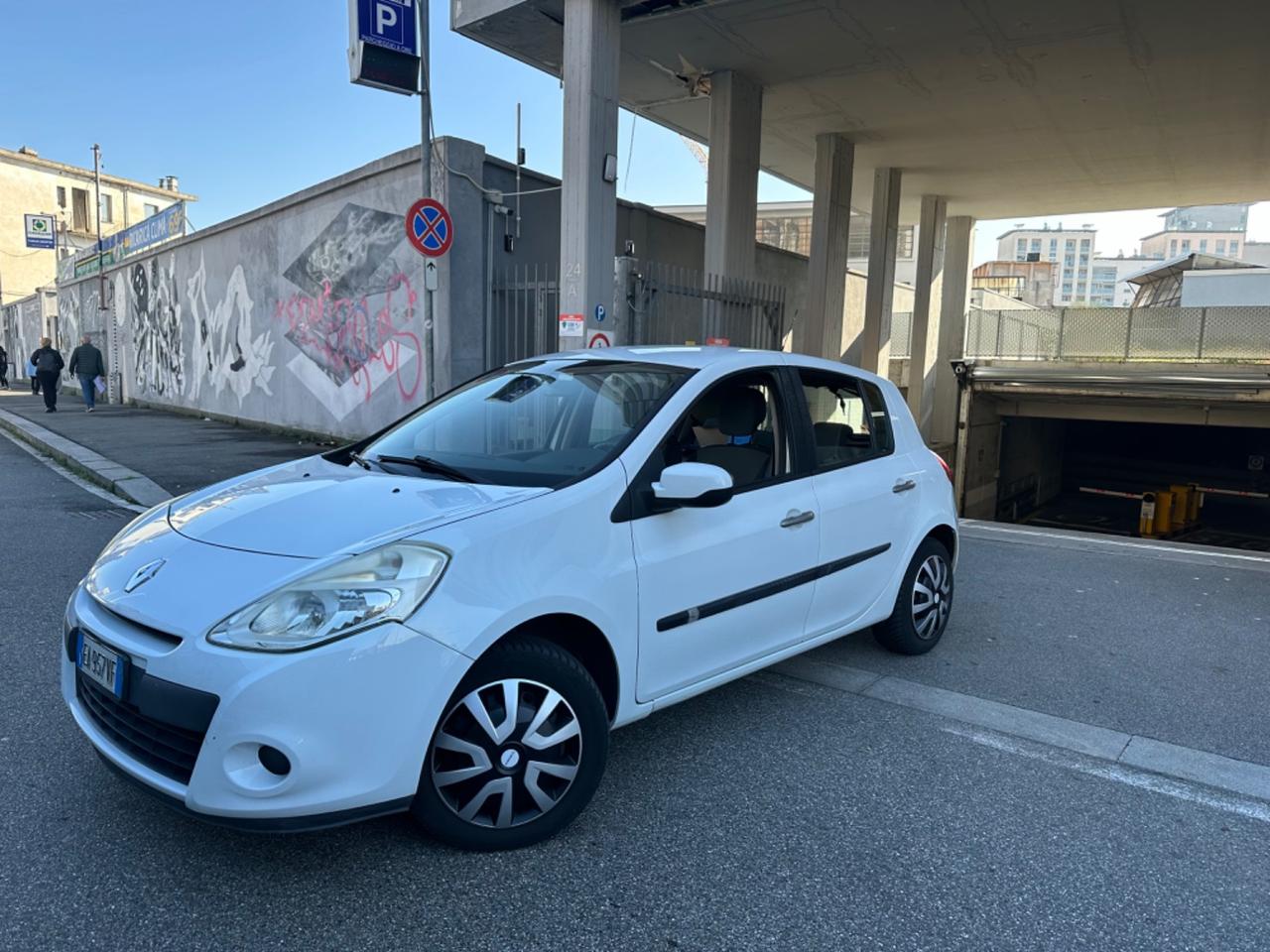 Renault Clio Storia 1.2 5 porte GPL fino 2030 della casa