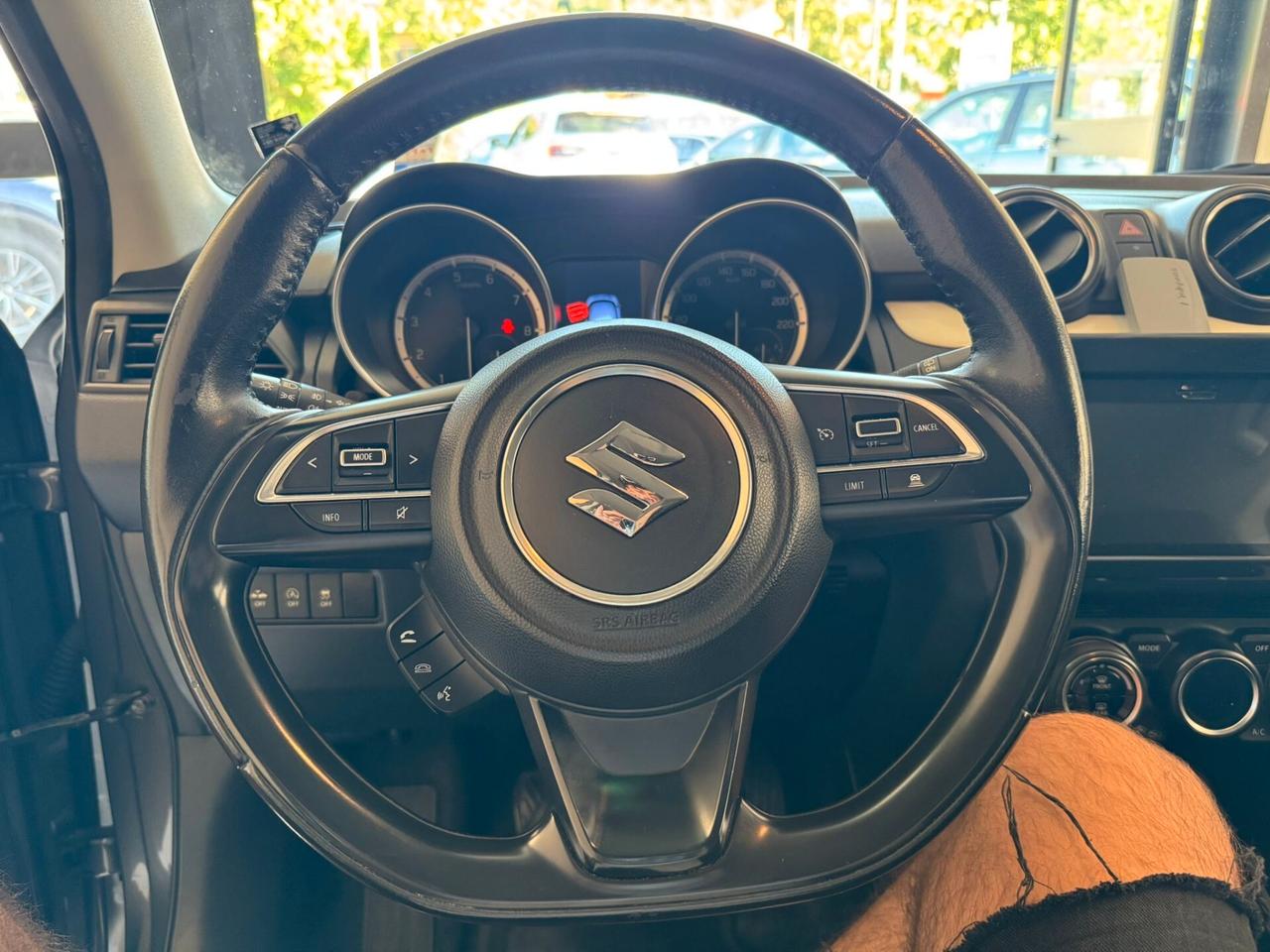 Suzuki Swift 1.2 Hybrid Top