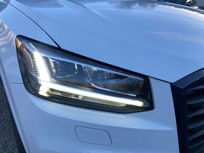 Audi Q2 35 2.0 tdi Identity Black quattro 150cv s-tronic my20