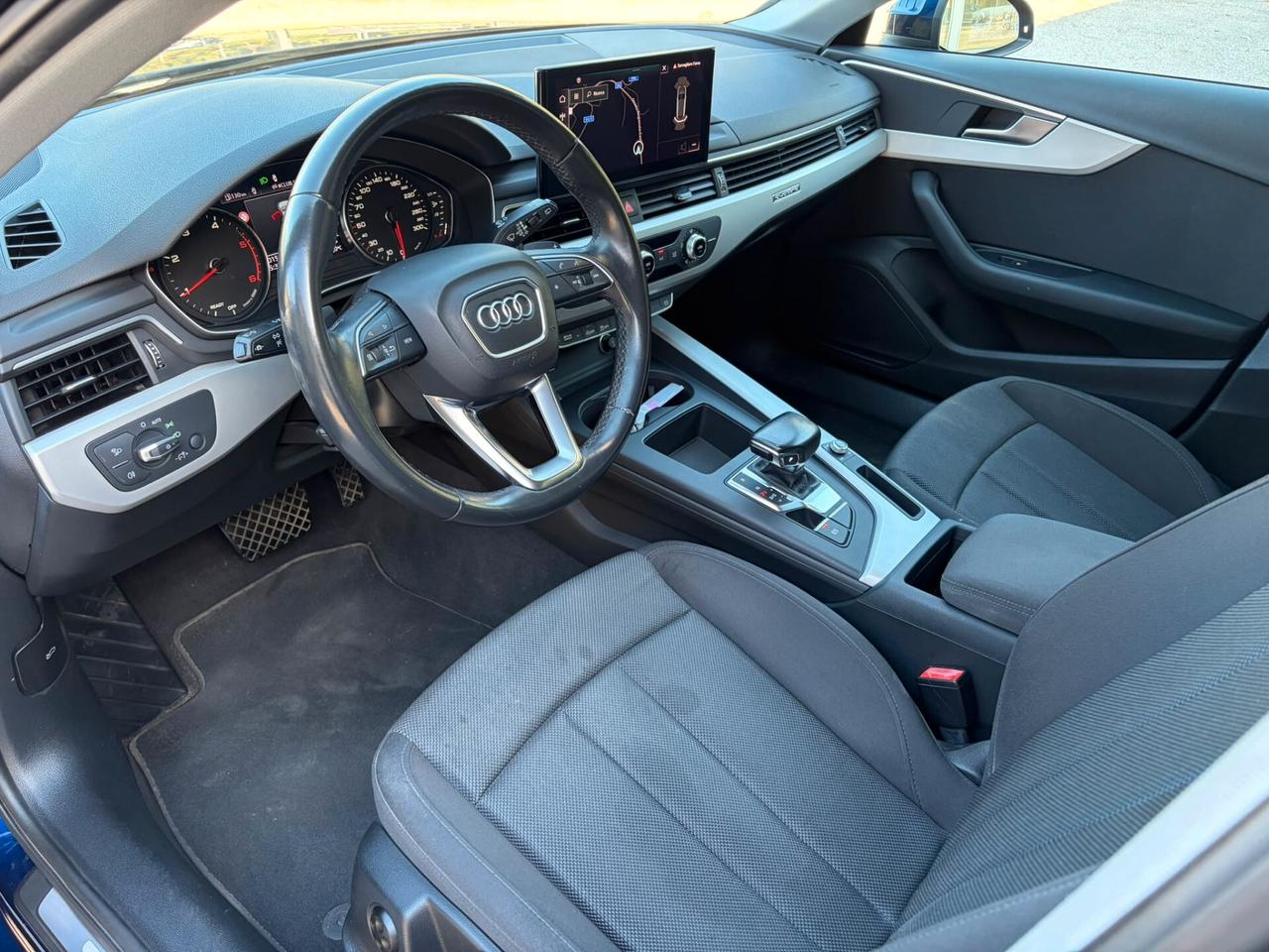 AUDI A4 AVANT 40 TDI QUATTRO S TRONIC S LINE EDITION
