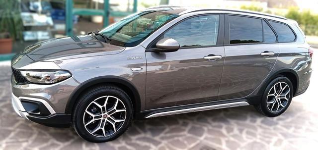 FIAT Tipo 1.5 Hybrid DCT SW Cross