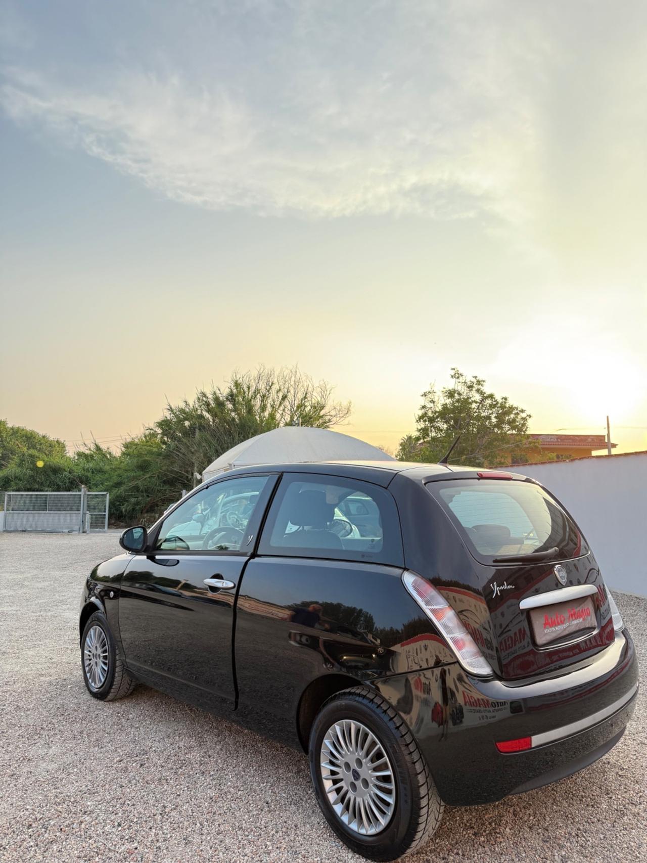 Lancia Ypsilon 1.2 69 CV Diva