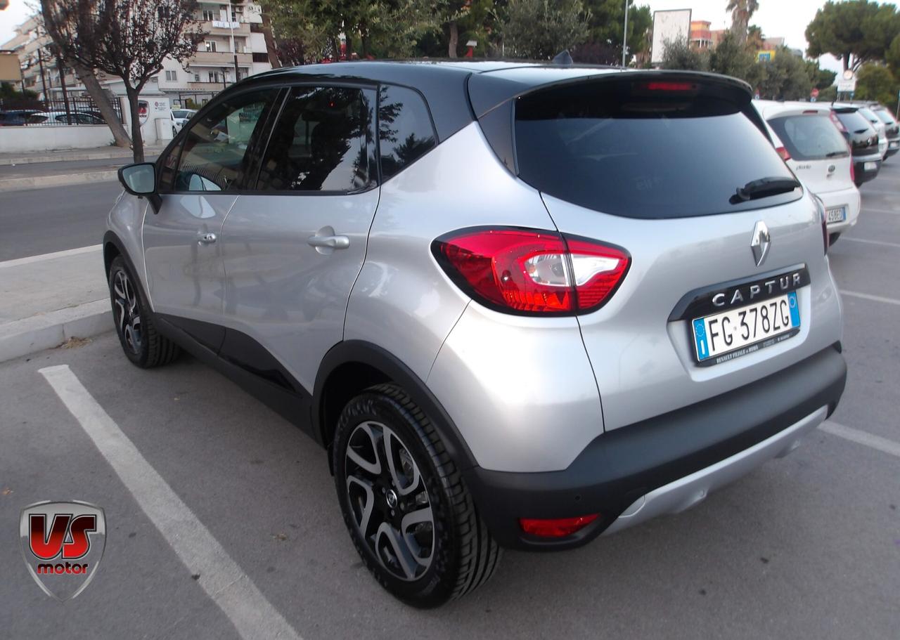 RENAULT CAPTUR 900 BENZ-KM 44.000-GARANZIA FULL