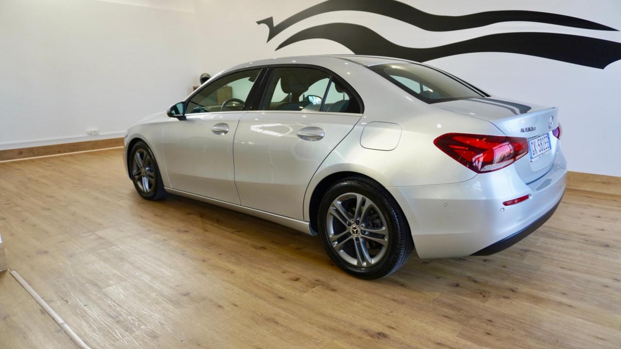 Mercedes-benz A 180 sedan d Business