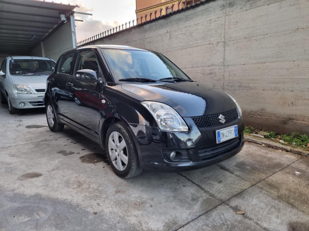Suzuki Swift 1.3 4x4 5p. GL