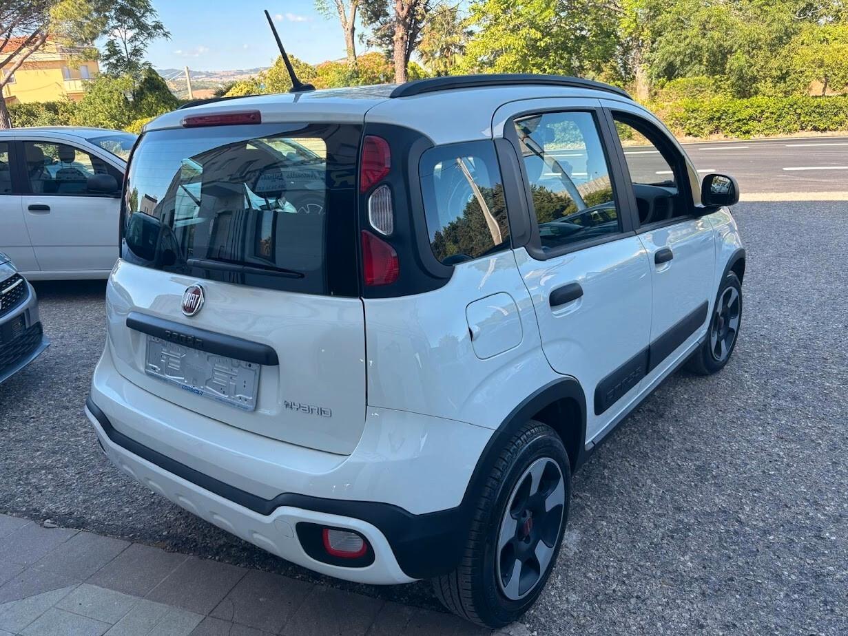 Fiat Panda 1.0 FireFly S&S Hybrid City Cross