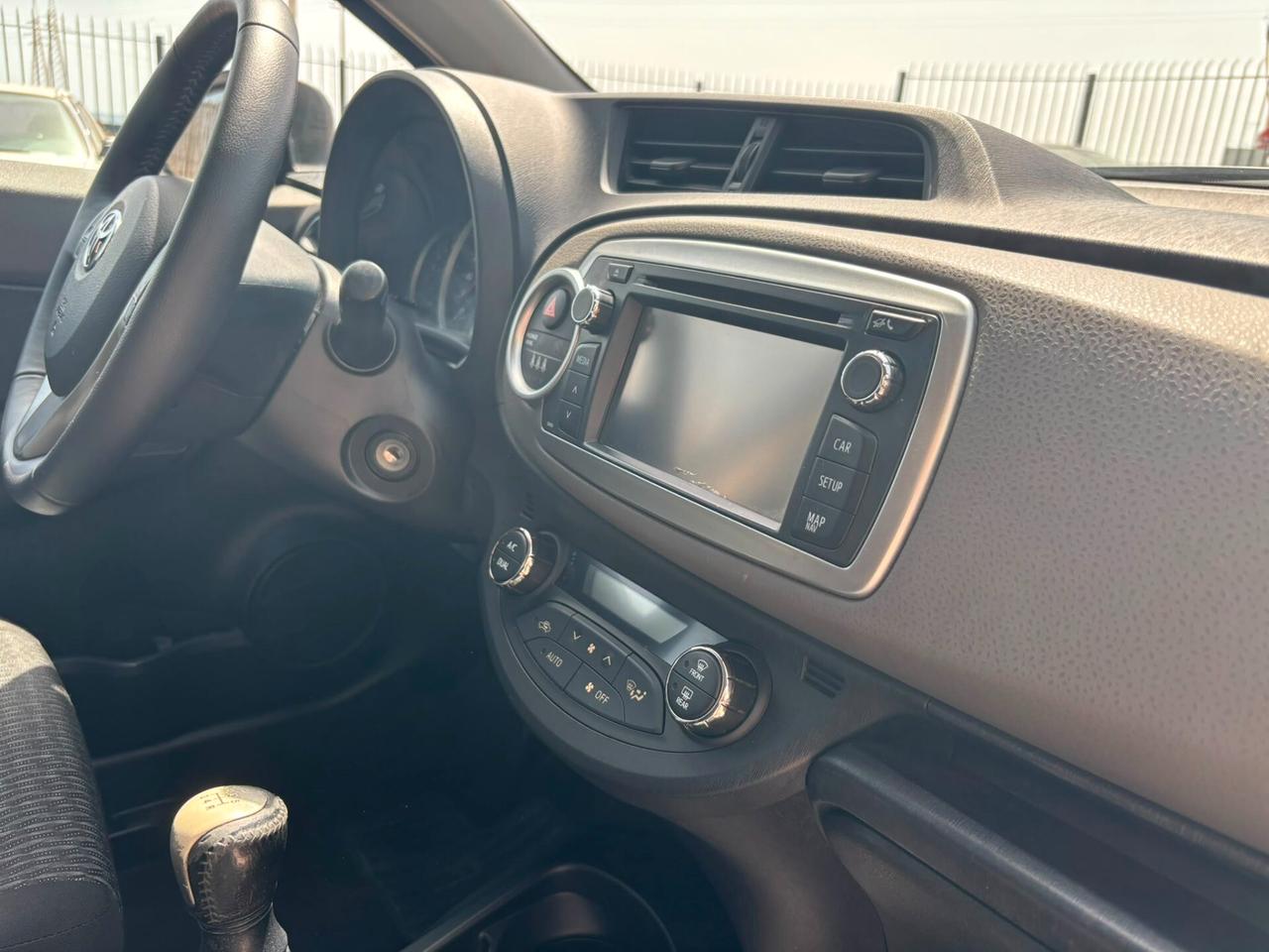 Toyota Yaris 1.0 Lounge 69 CV