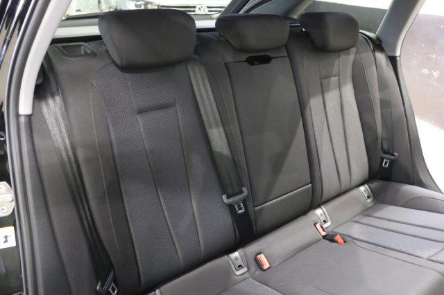 AUDI A4 40 TDI S tronic Business Advanced