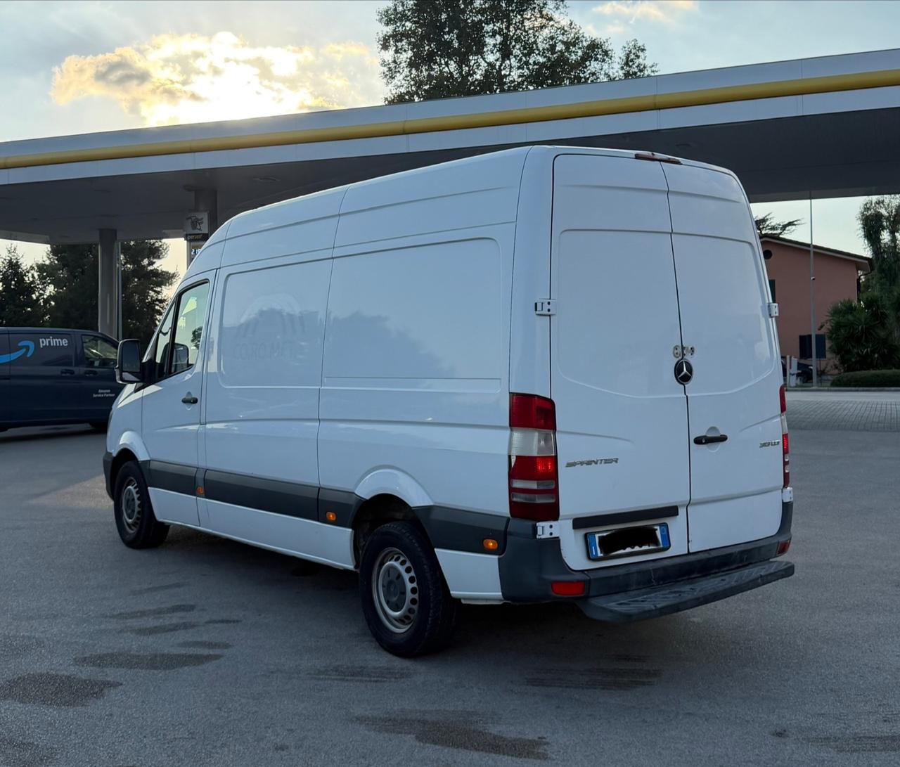 Mercedes Benz
