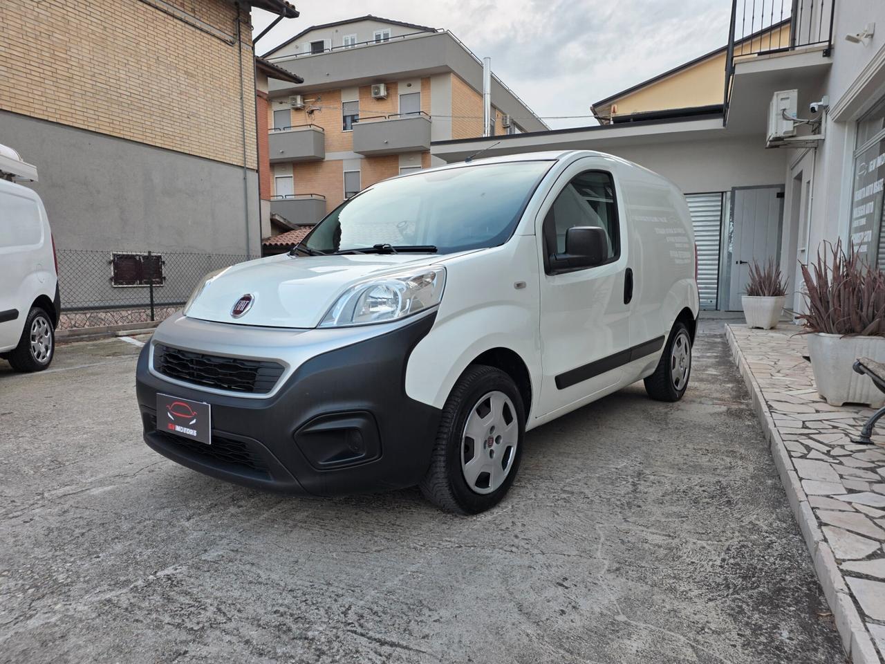 Fiat Fiorino 1.3 MJT 75CV Cargo SX 2016
