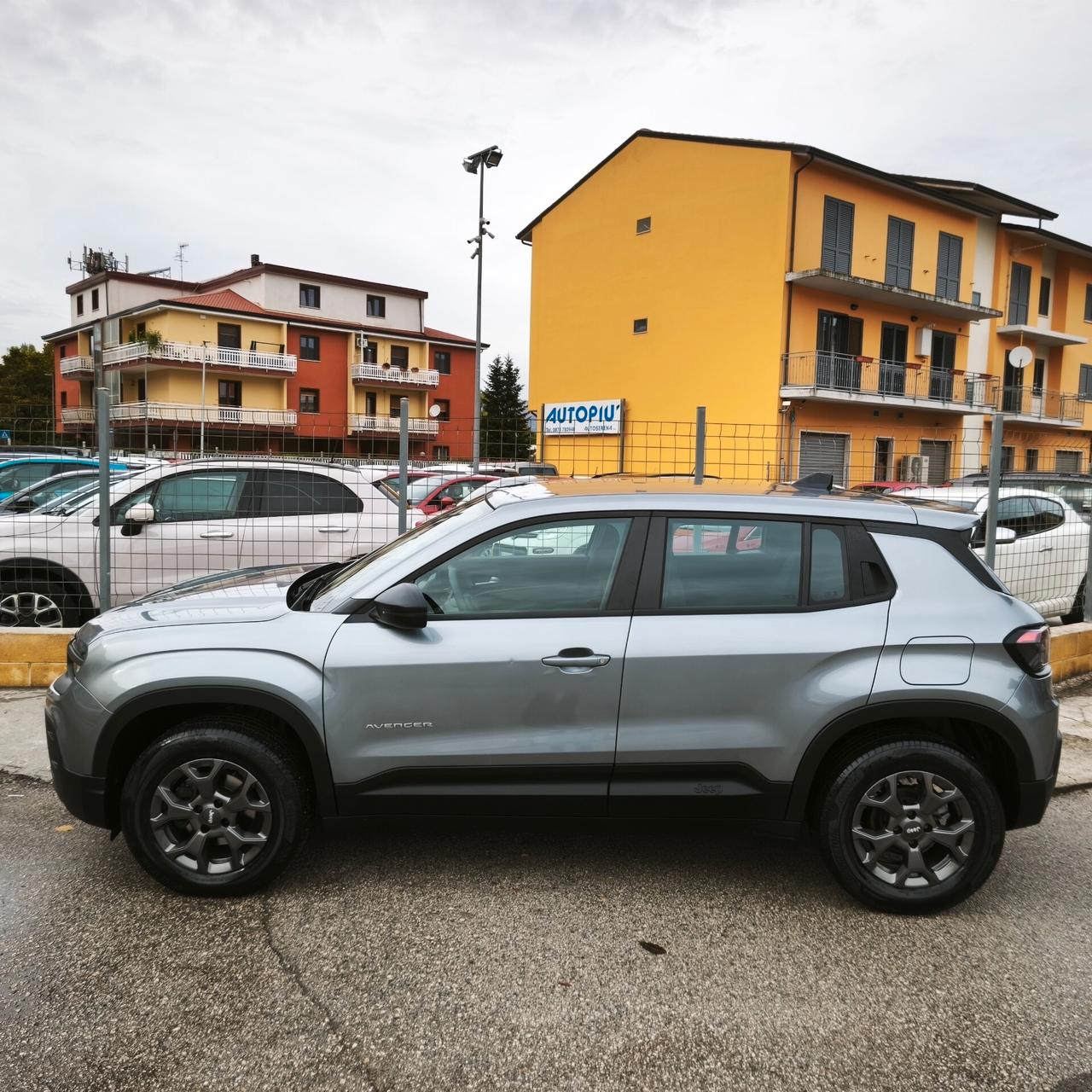 Jeep Avenger 1.2 Turbo 100 CV Summit