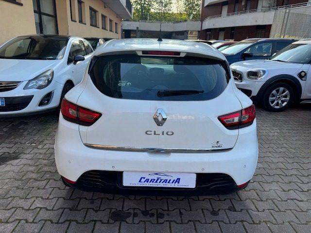 RENAULT Clio 1.2 75CV 5 porte Costume National