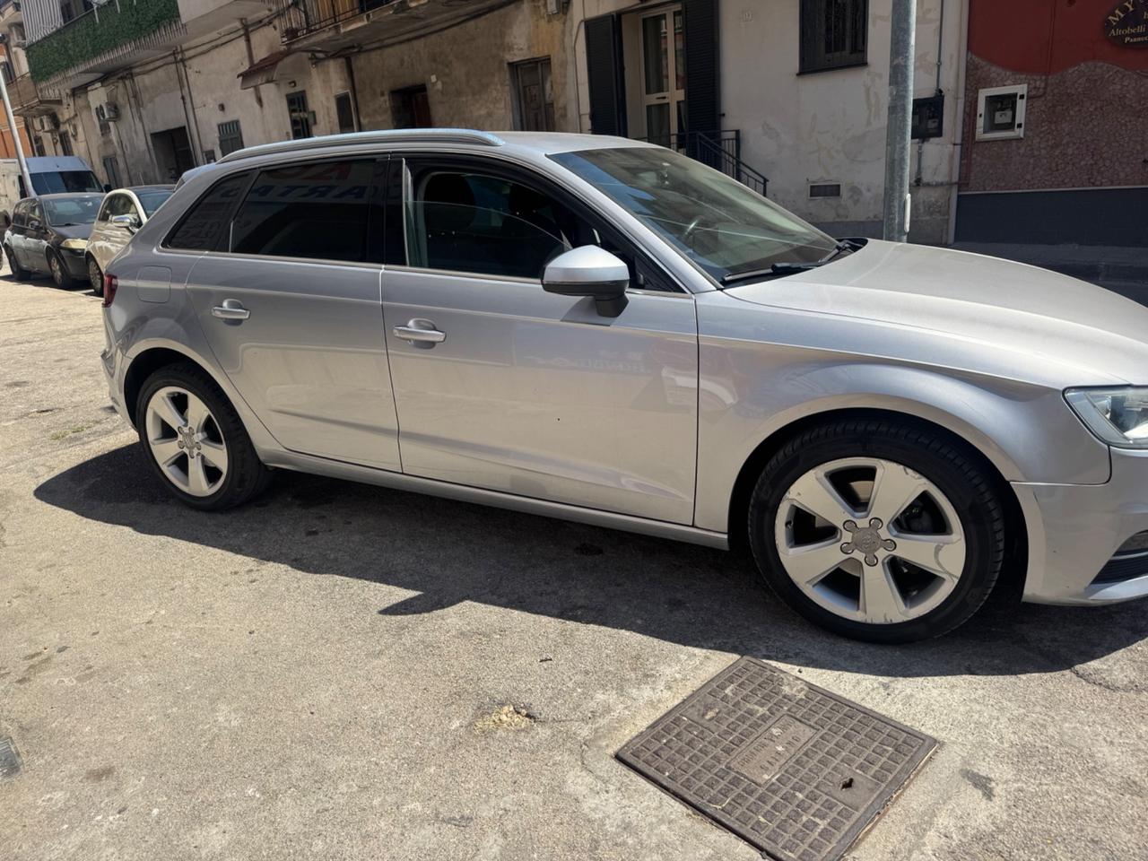 Audi A3 SPB 1.6 TDI clean diesel S tronic Ambition