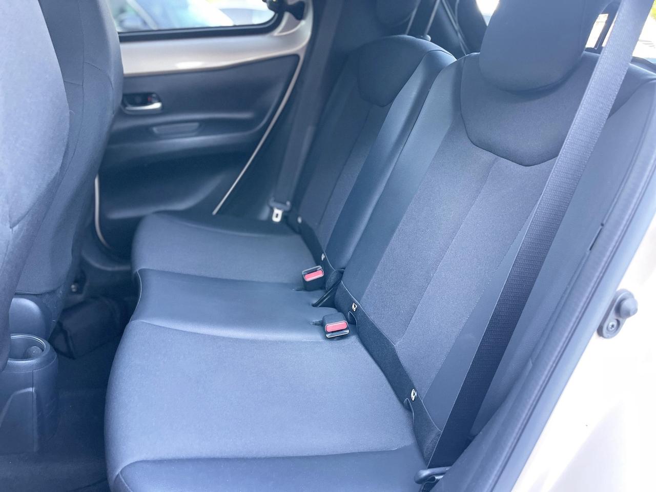 Toyota Aygo X 1.0 Benzina 72Cv E6 Automatica Lounge - 2023