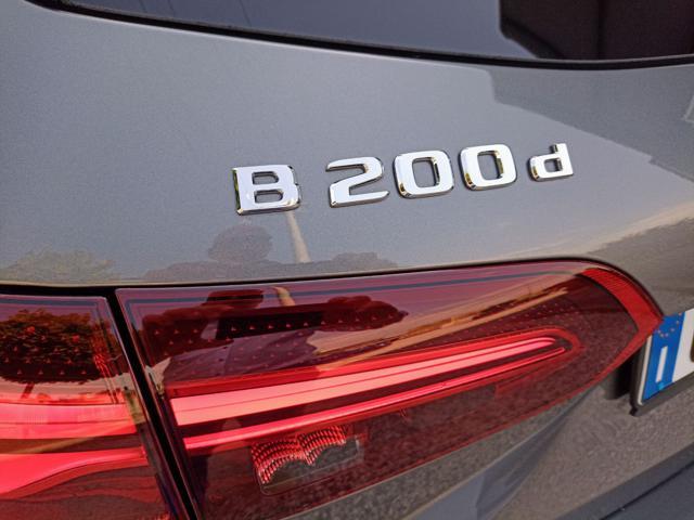 MERCEDES-BENZ B 200 d Automatic AMG Line Premium