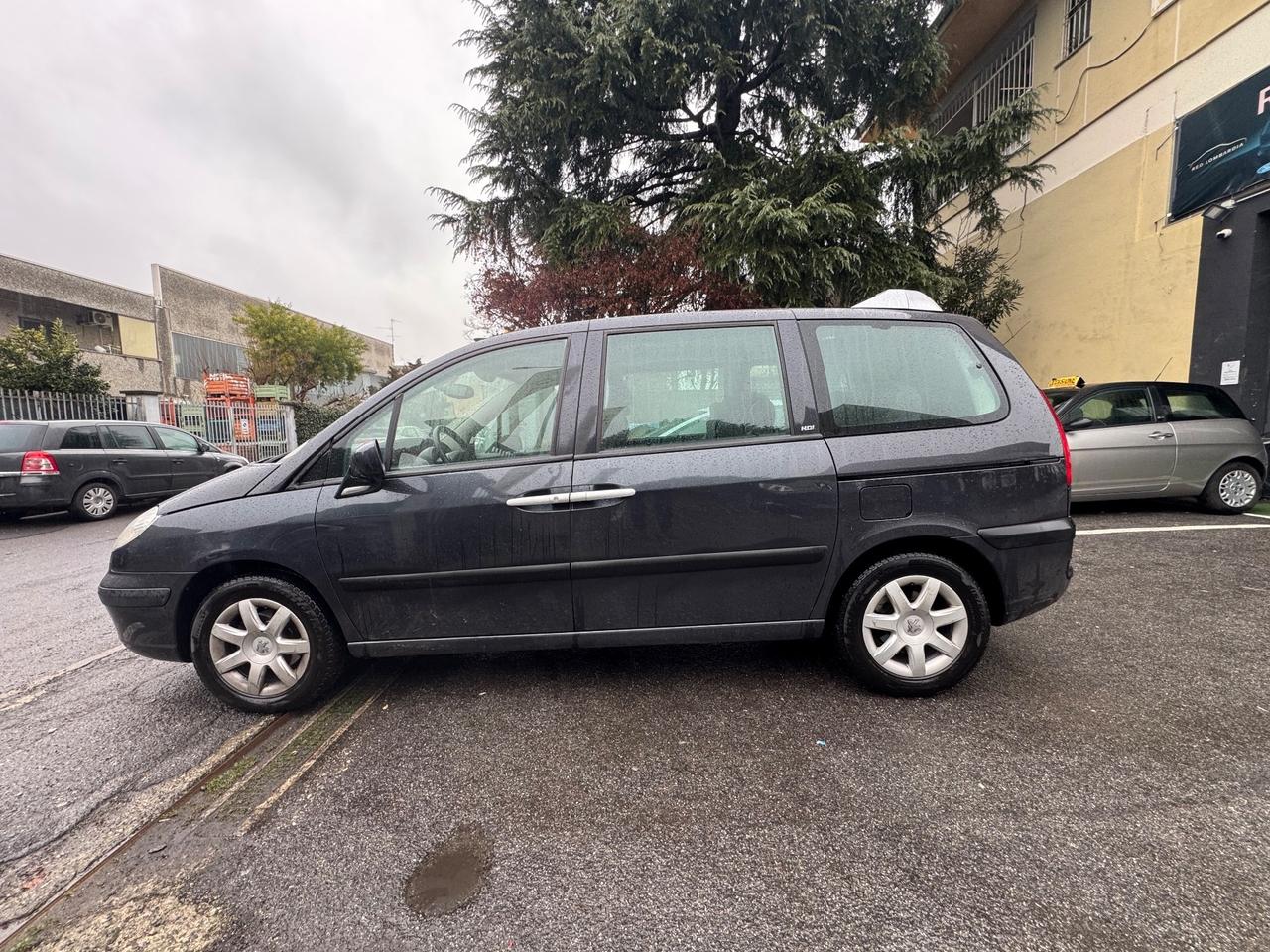 Peugeot 807 2.0 HDi FAP ST