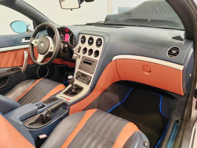 ALFA ROMEO Spider 2.4 JTDm Exclusive