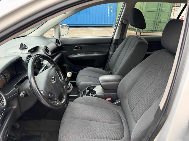 KIA Carens 2.0 16V CRDi VGT EX senza nessun lavoro da fare