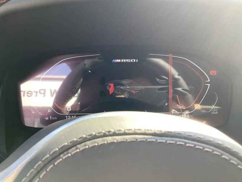 BMW Serie 8 M850i xDrive Coupé