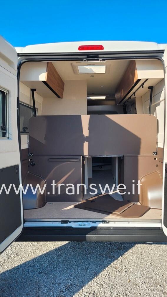 Bürstner Papilon PC 6.0 van con letto matrimoniale posteriore