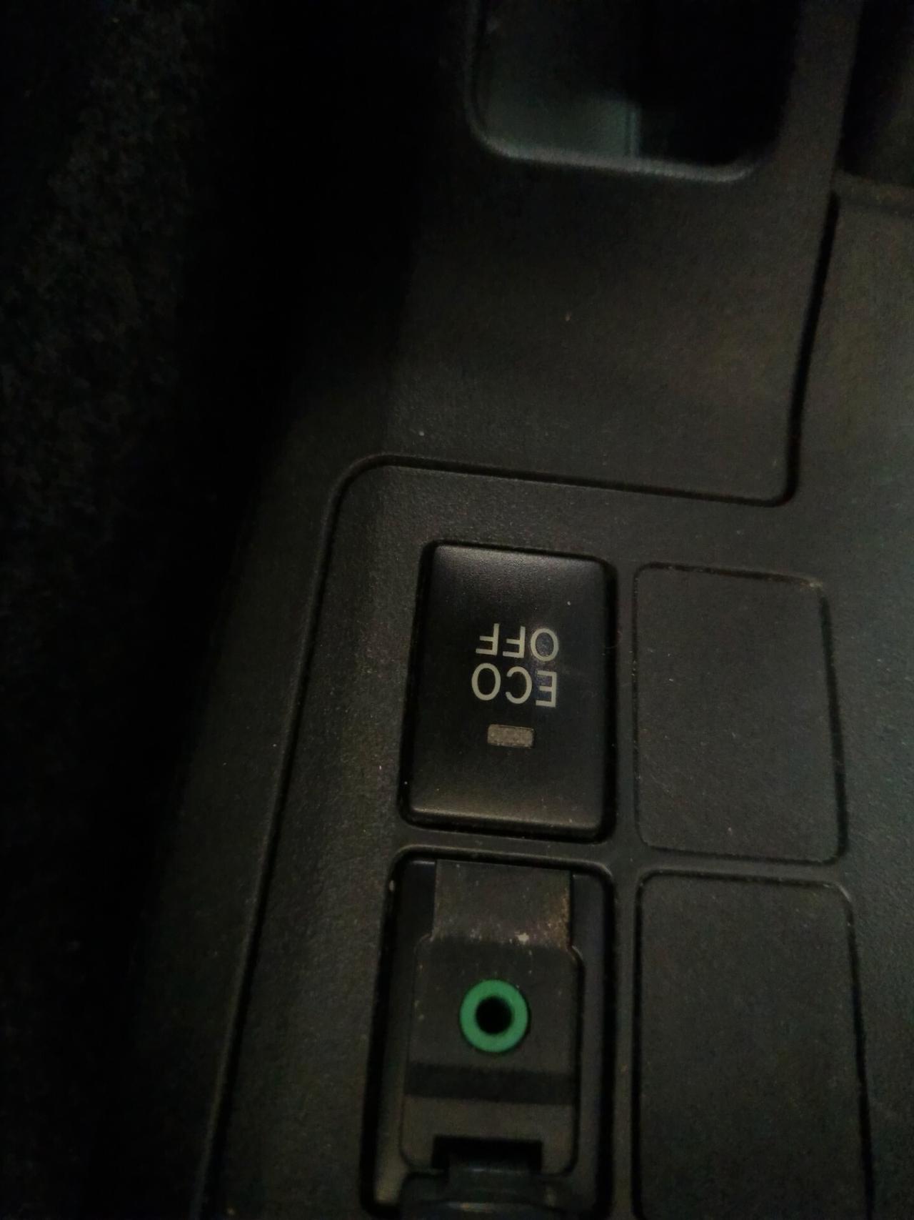 Toyota Yaris 1.3 5 porte, 124 Mila chilometri ok neopatentati