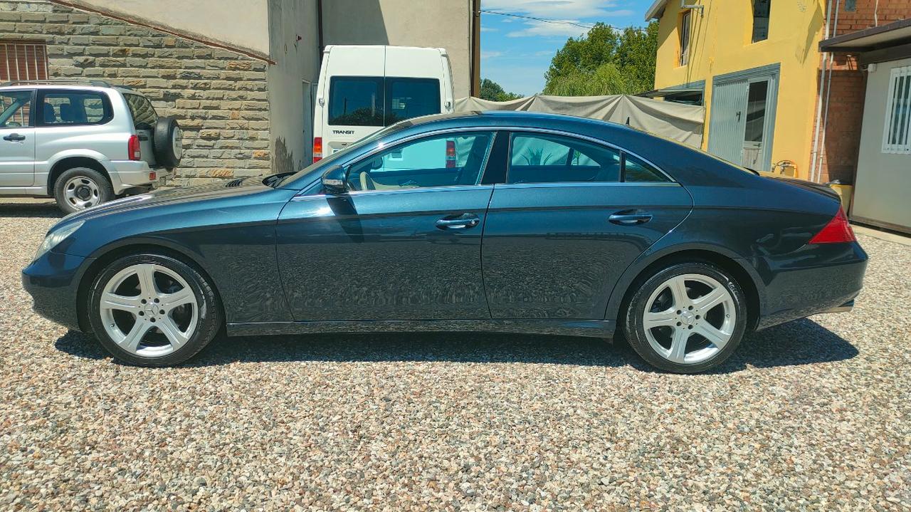 Mercedes CLS Berlina CLS 320 cdi V6 Chrome auto 144.000KM