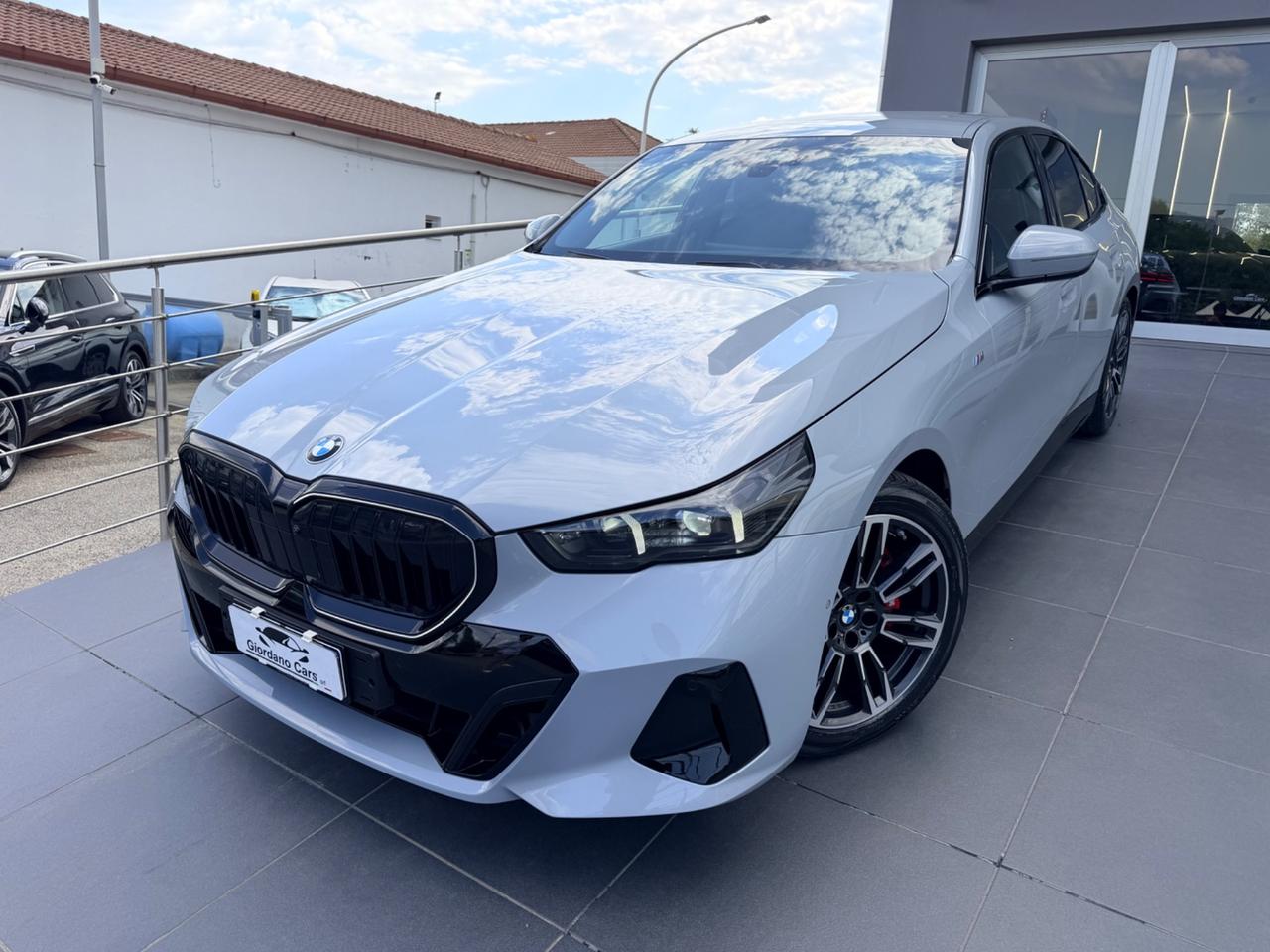 Bmw 520d 48V xDrive Msport 197cv grigio Nardo