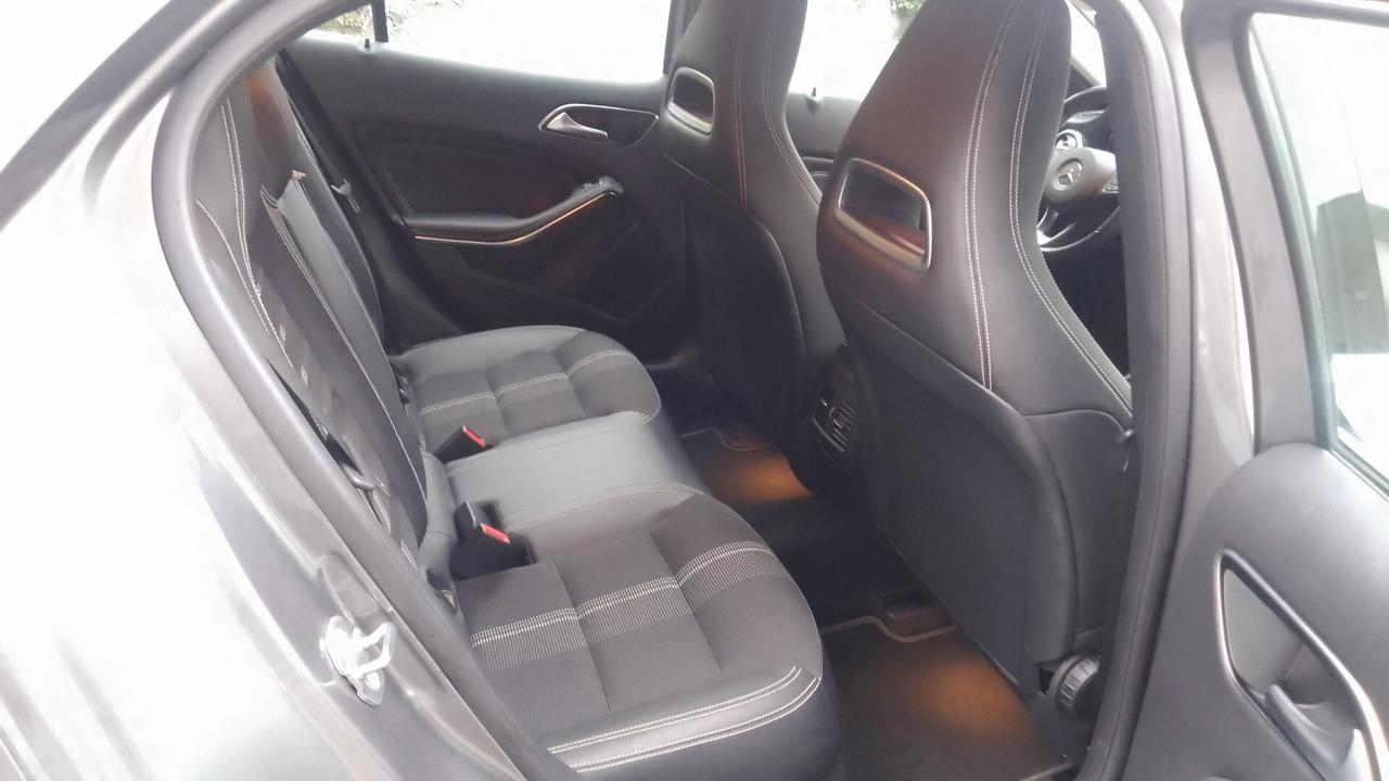 Mercedes-benz GLA 180 Premium 85milakm 2020