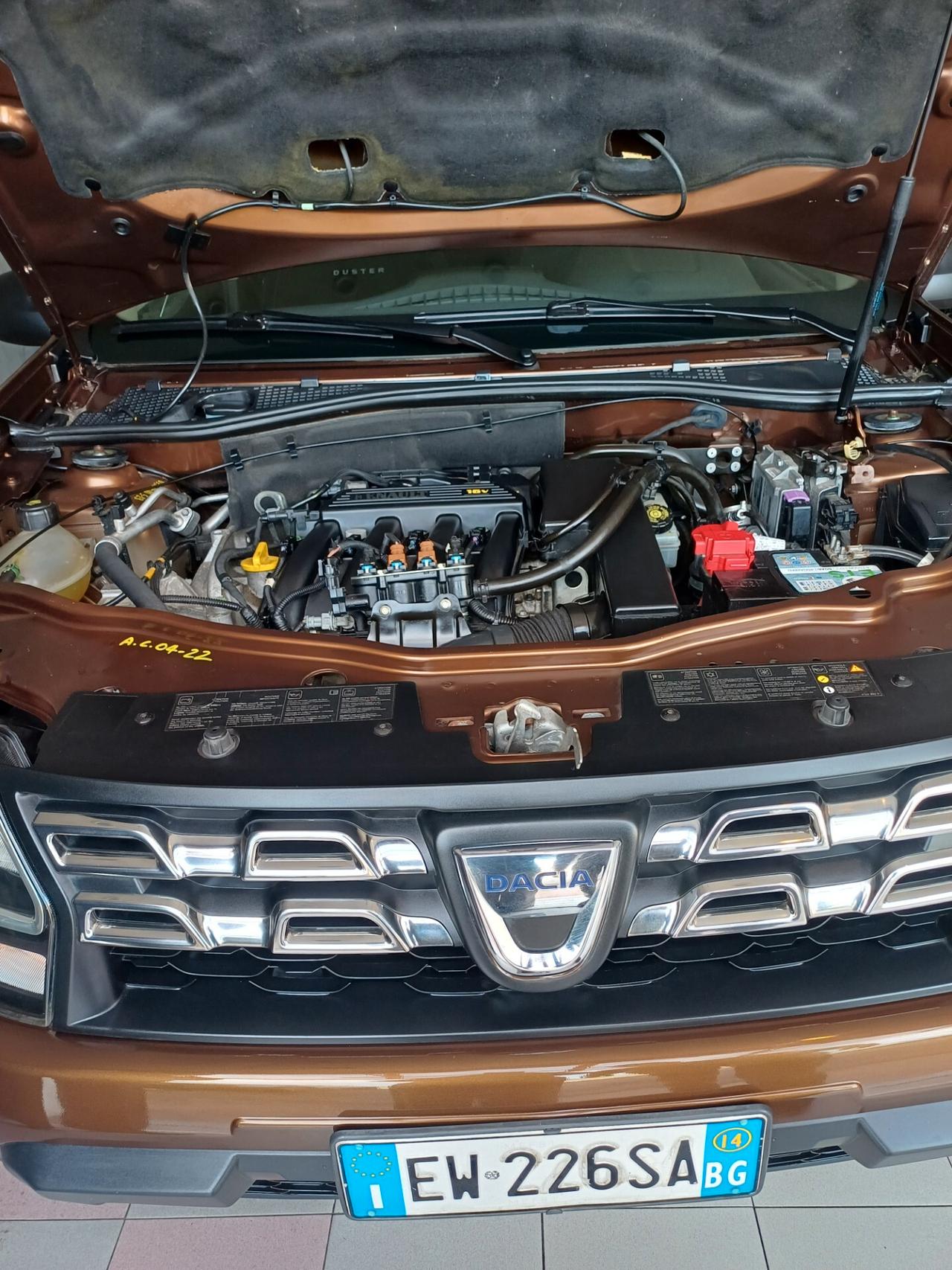 Dacia Duster 1.6 Laureate 4×2 GPL