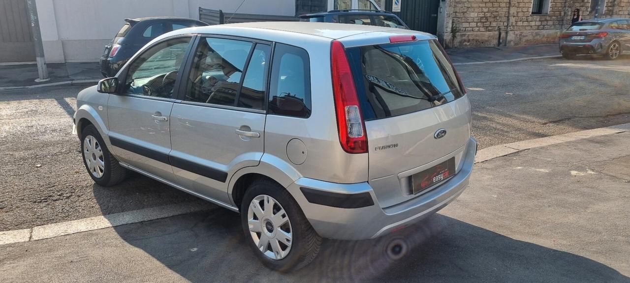 Ford Fusion 1.4 16V 5p. Titanium