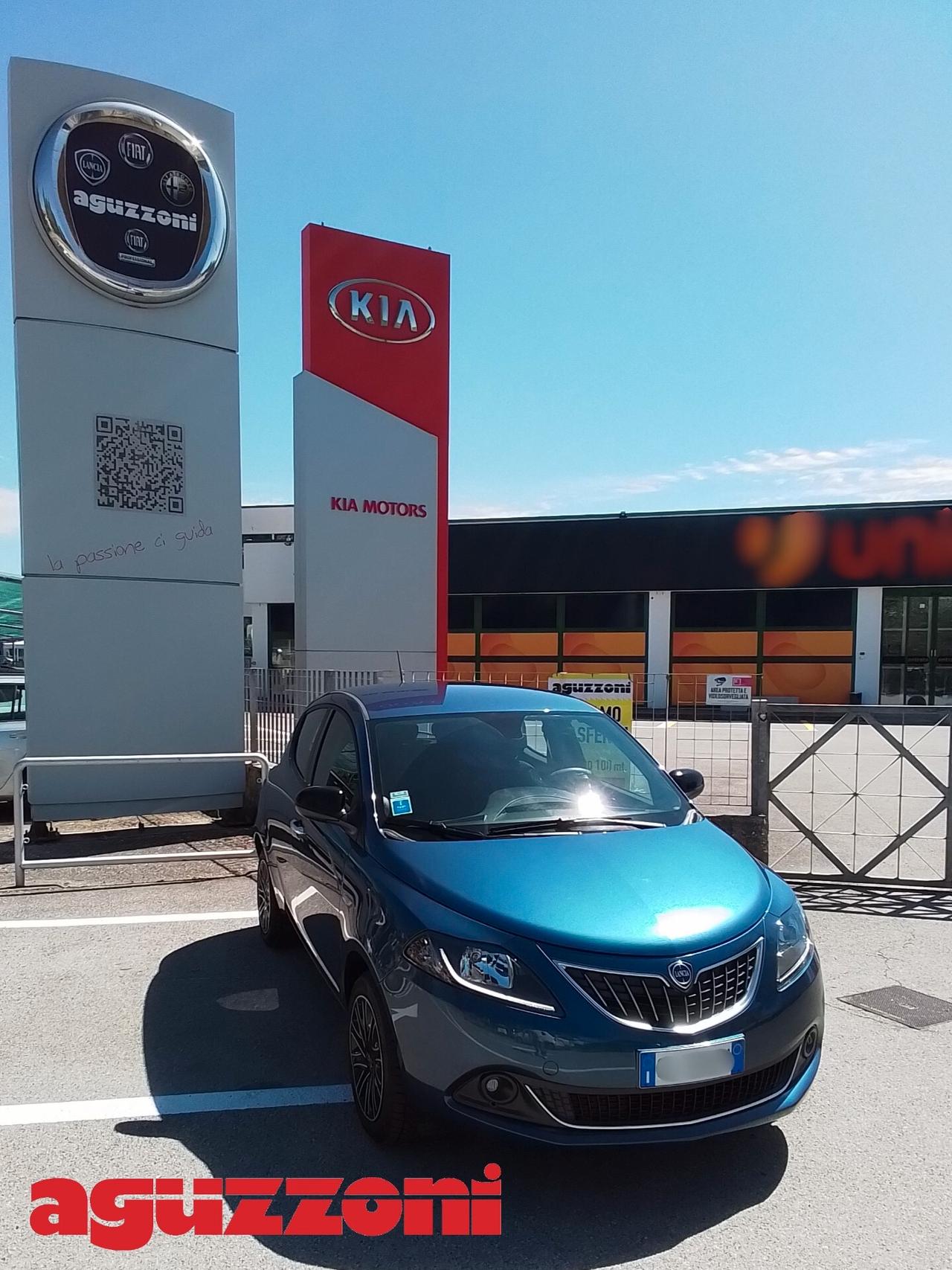 Lancia Ypsilon 1.0 FireFly 5 porte S&S Hybrid Ecochic Gold