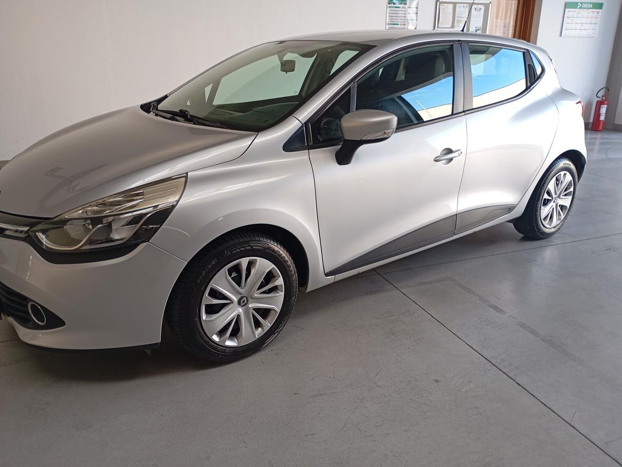 RENAULT CLIO 1.5 DCI OK NEOPATENTATI