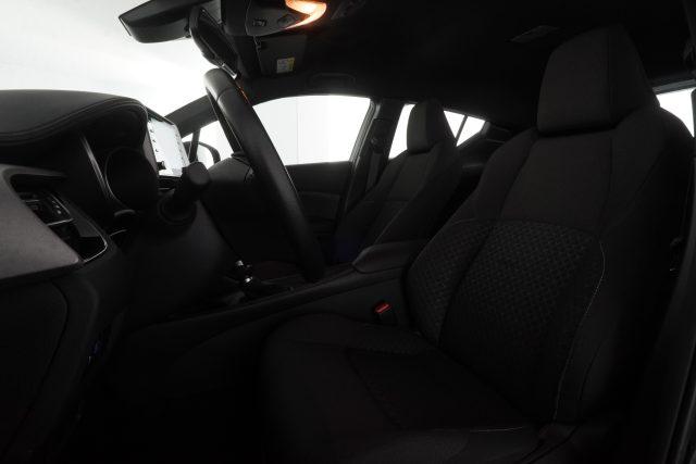 TOYOTA C-HR C-HR 1.8 Hybrid E-CVT Business