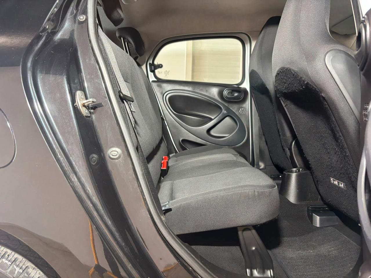 Smart ForFour 1.0 benzina 71 CV