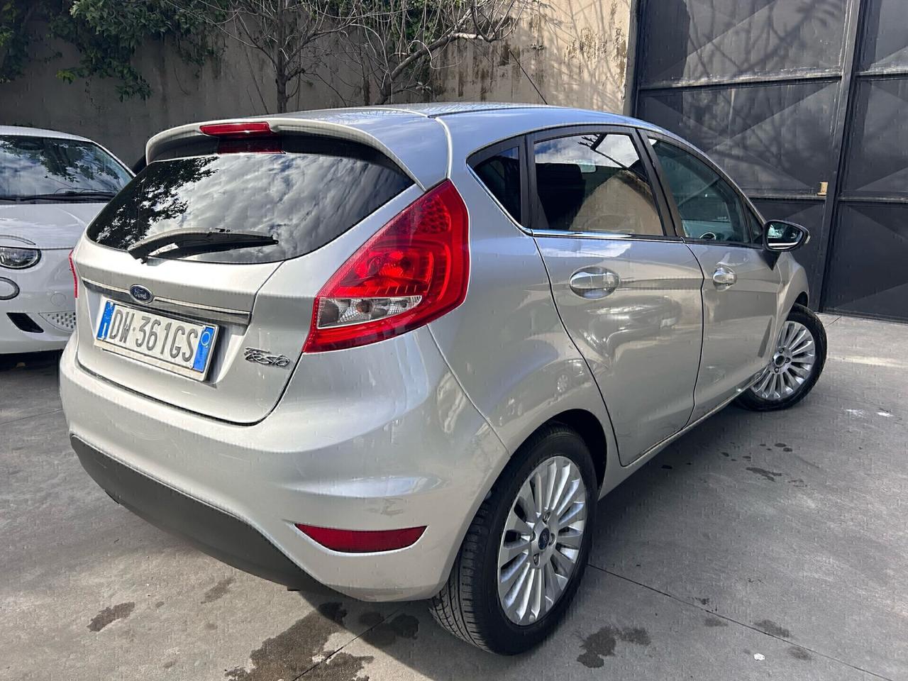 Ford Fiesta 1.2 82CV GPL