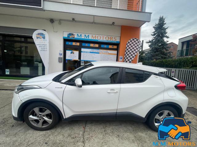 TOYOTA C-HR 1.8 Hybrid E-CVT Style