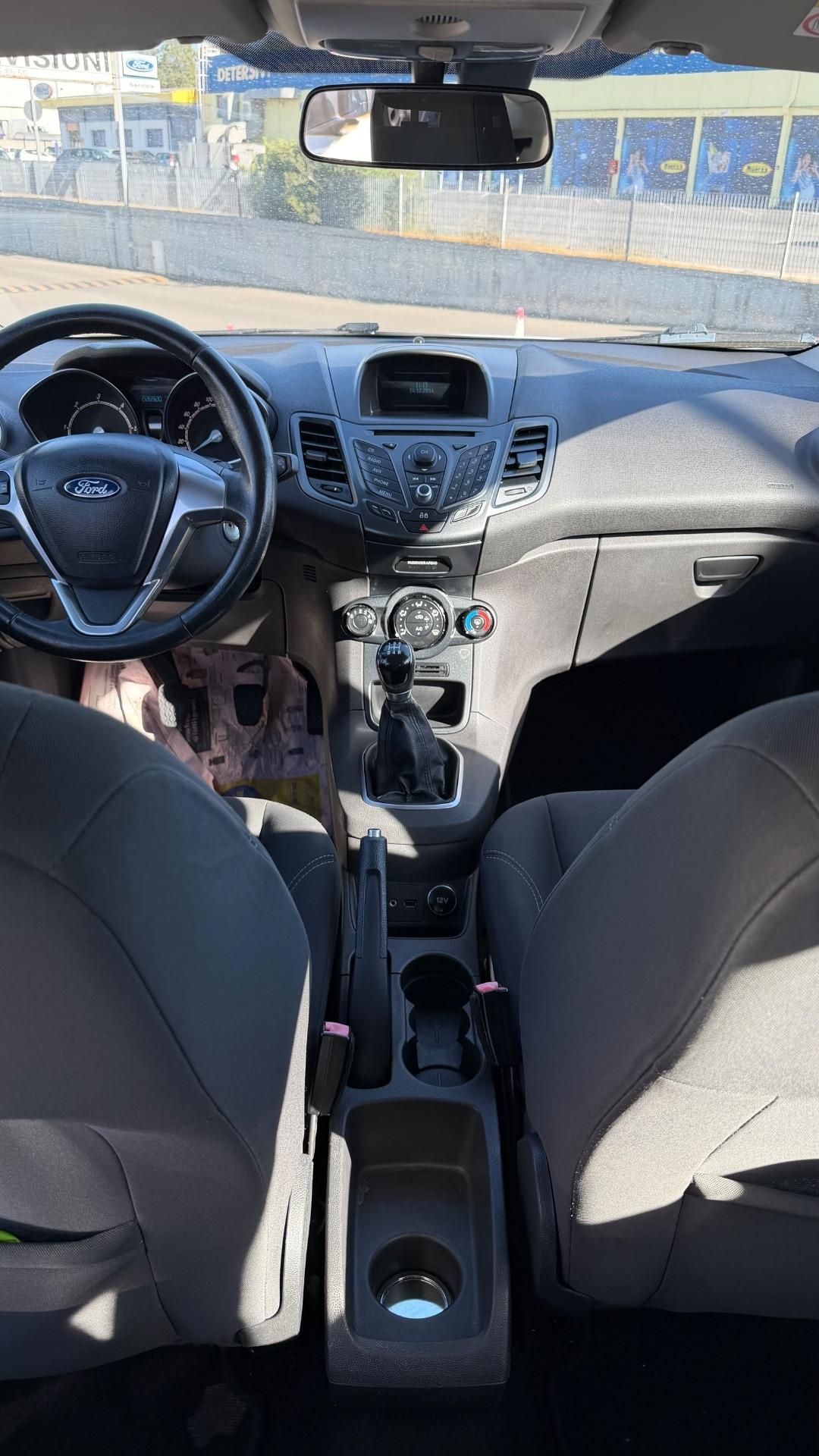 Ford Fiesta 1.5 TDCi 75CV 5 porte