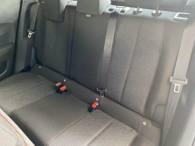 PEUGEOT 2008 Hybrid 136 e-DCS6 Style