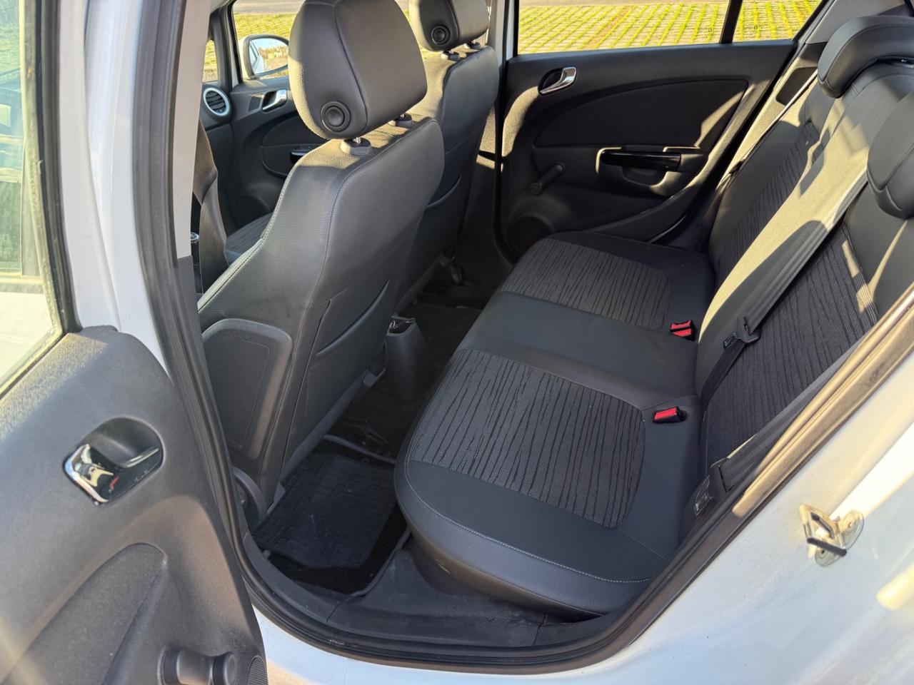 Opel Corsa 1.2 85CV 5 porte GPL-TECH Edition