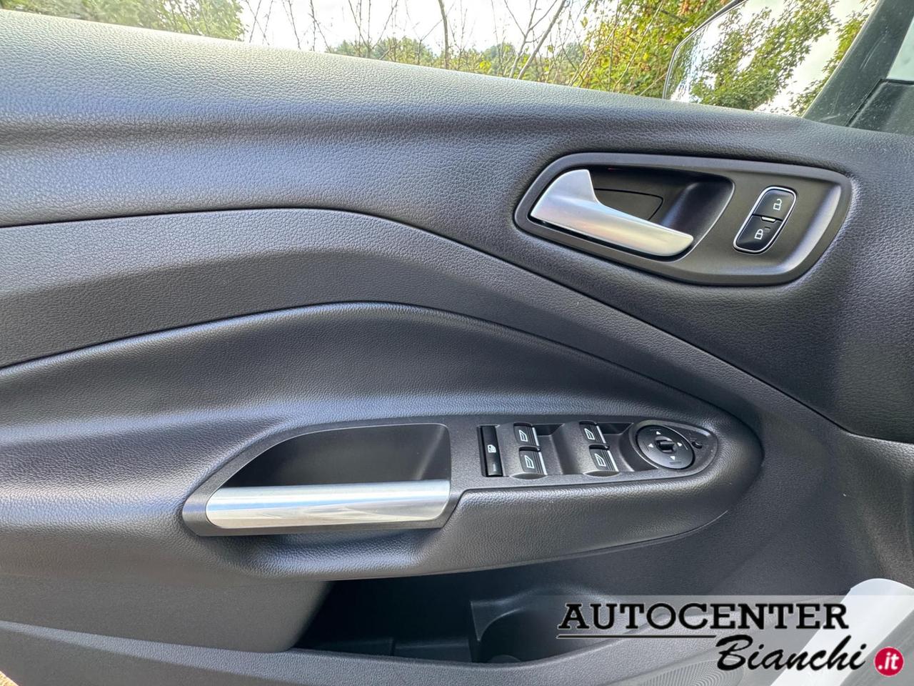 Ford Kuga 2.0 tdci Titanium s&s awd 150cv powershift